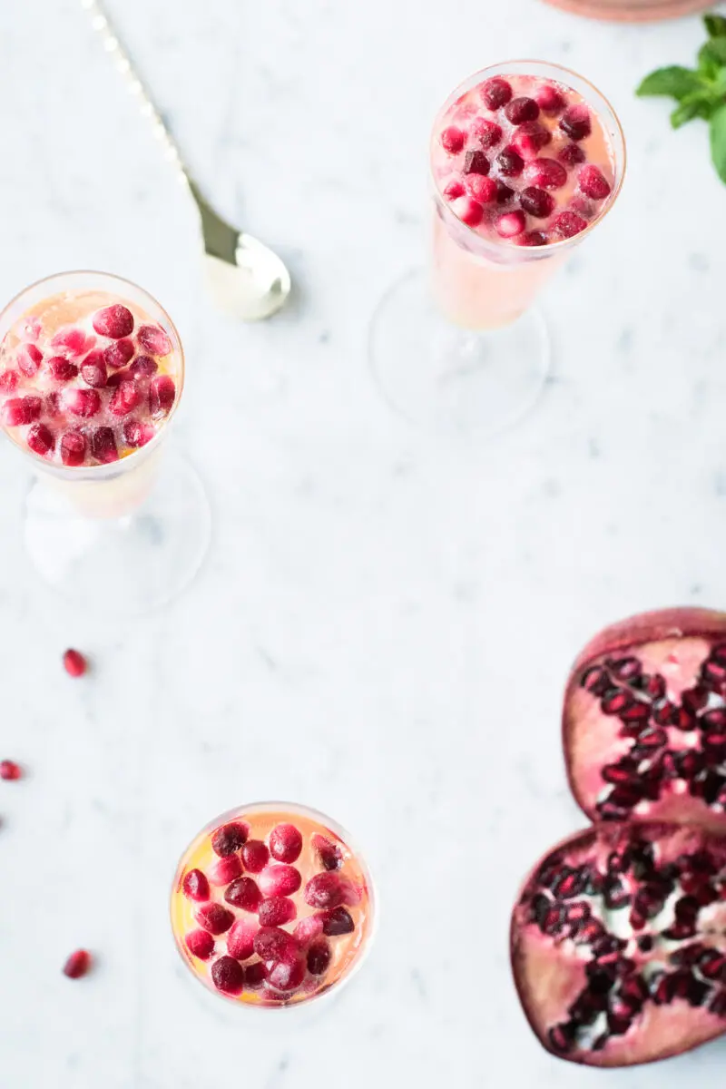 Punch des fêtes au kombucha, orange et grenade