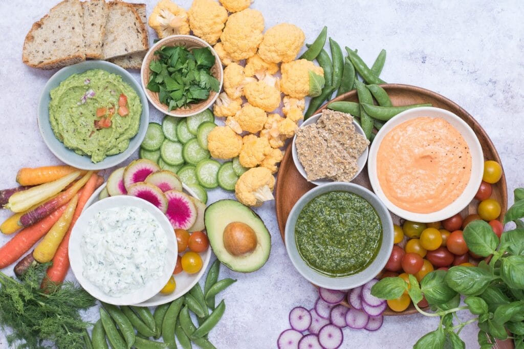tzatziki et autres trempettes maison comme guacamole pesto et trempette aux poivron