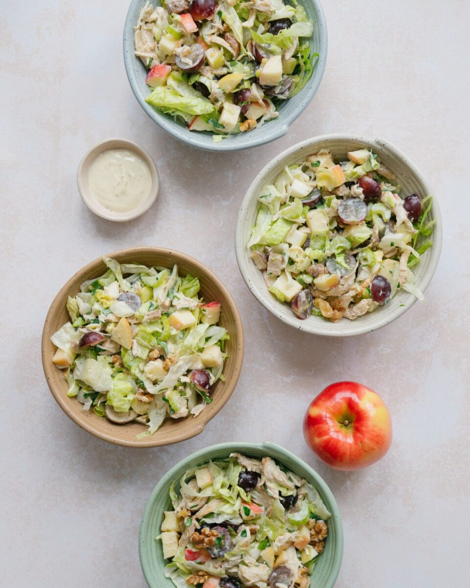 salade Waldorf au poulet effiloché